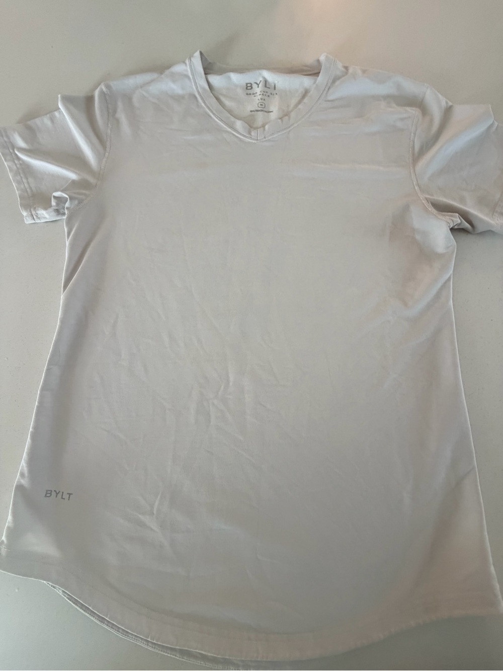 BYLT drop cut Lux V-Neck Tee in off-white - Picture 2 of 4